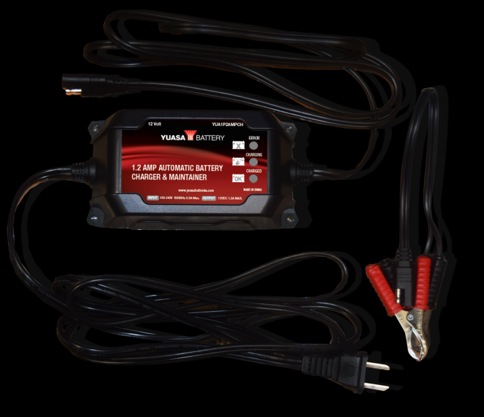 YUASA 1.2 AMP BATTERY CHARGER